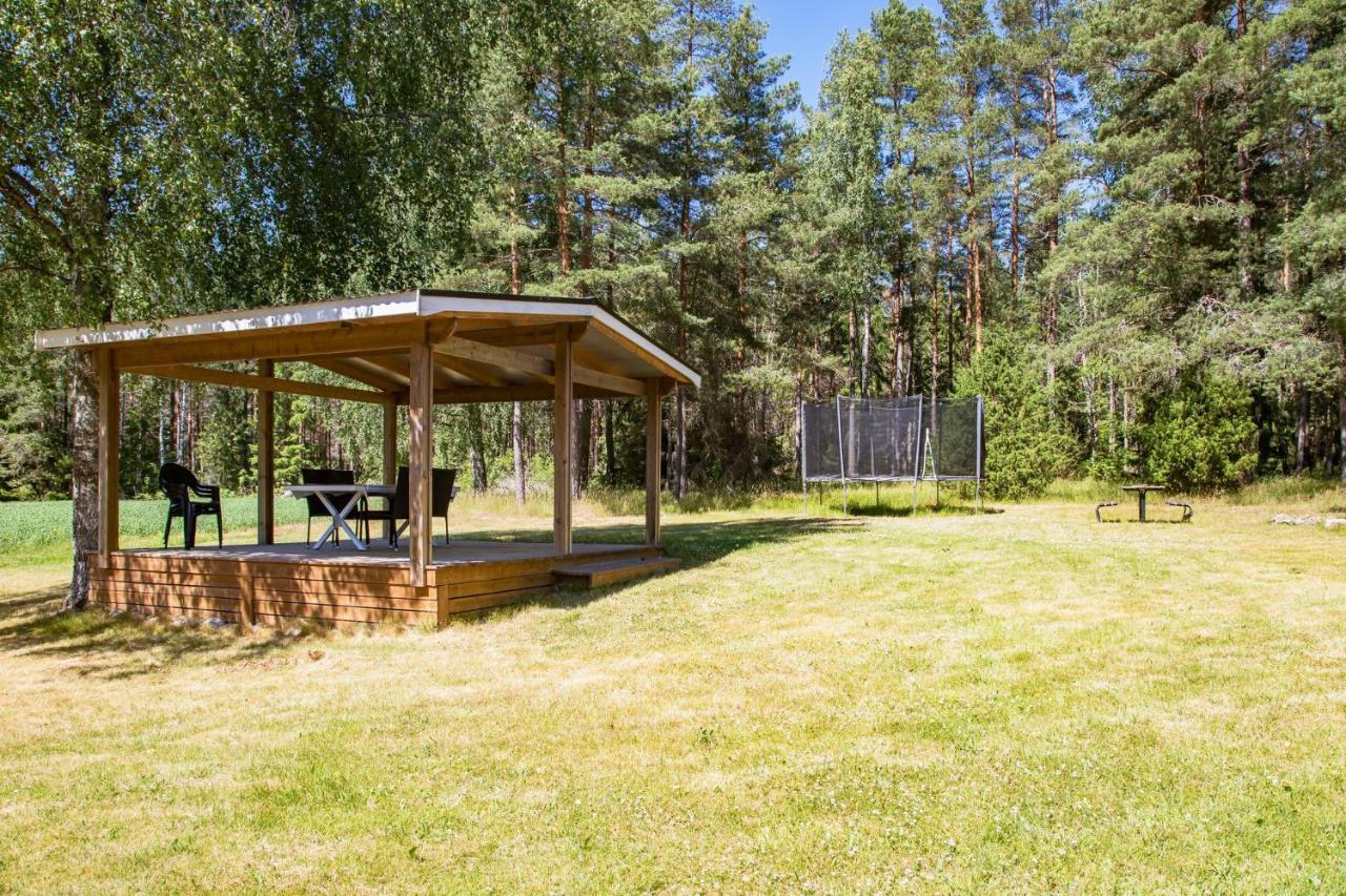 Welcome To Vimmerby Where You Live Close To Nature In A Quiet Environment But Still Close To Astrid Lindgren'S World Villa Exterior foto